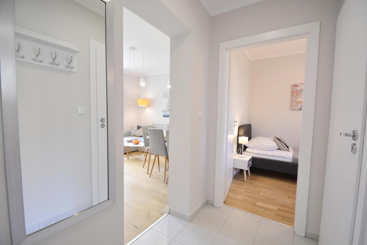 Sunset Apartments - Kapitanska - Plaza 500M シフィノウイシチェ エクステリア 写真
