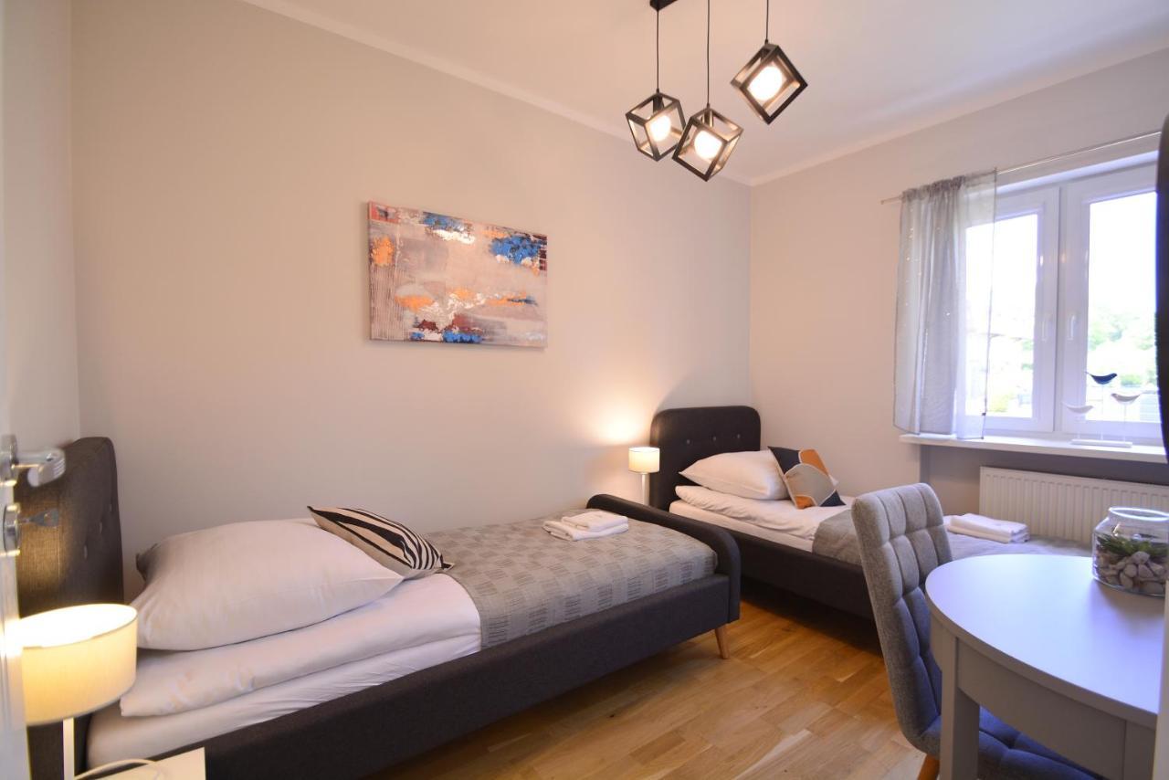 Sunset Apartments - Kapitanska - Plaza 500M シフィノウイシチェ エクステリア 写真