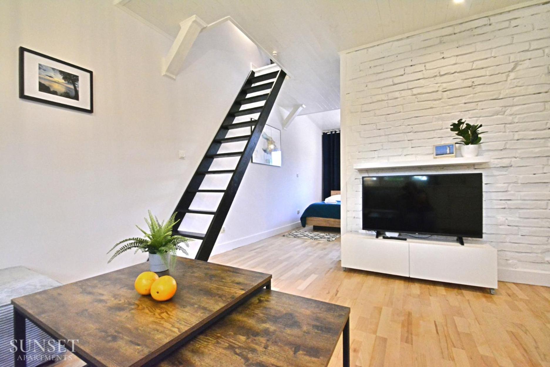 Sunset Apartments - Kapitanska - Plaza 500M シフィノウイシチェ エクステリア 写真
